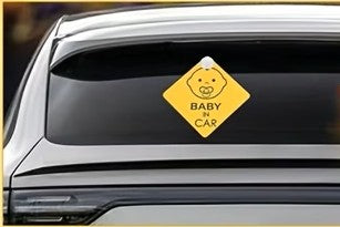 Egyedi autós tábla